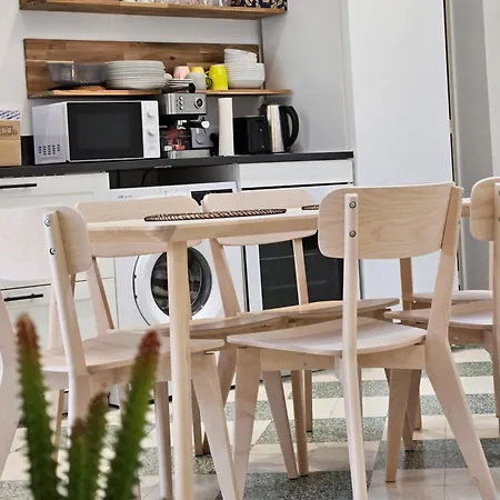 Villa 2 Maisons Réunies De Plain-pied 6 Hypercentre Et à 300 M De La Accueil Humain *