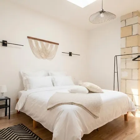 2 Maisons Reunies De Plain-pied 6 Hypercentre Et A 300 M De La Accueil Humain